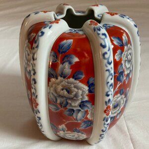 vintage Sova & Sova  White Imari Vase  3-D Ribs & Blue Red Gold Floral Panels